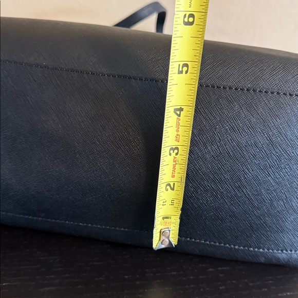 Tory Burch York Buckle Large Tote Black Saffiano Leather Like New - Picture 12 of 17